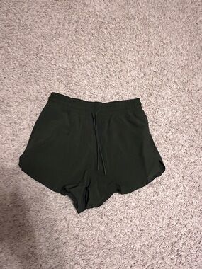 Athleta Women's Dark Green Athletic Pull-On Shorts